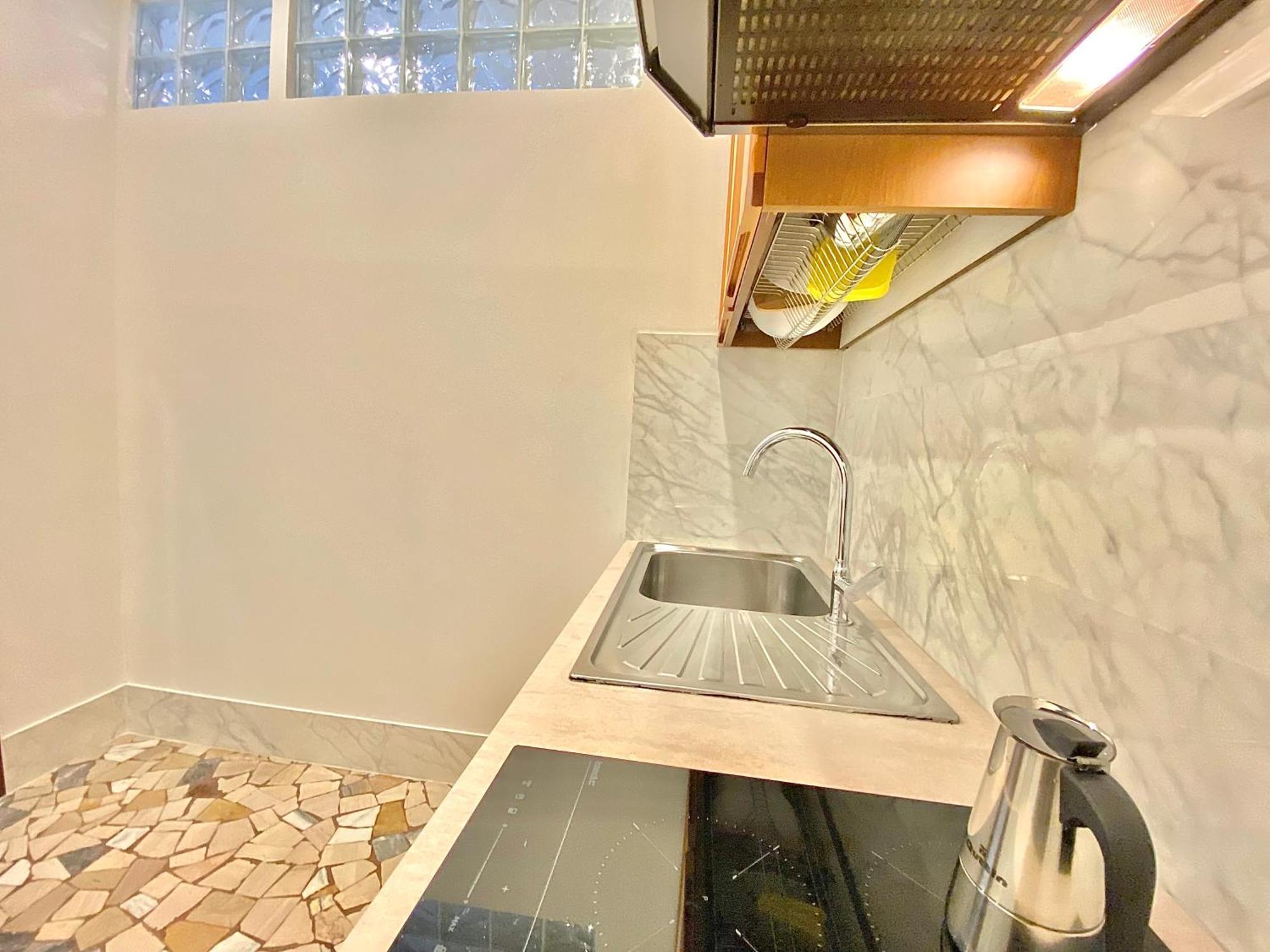 Apt Donati Home, Modernita E Comfort Con Parcheggio Gratuito Privato E Spazio Esterno Privato 卡萨诺阿达 外观 照片