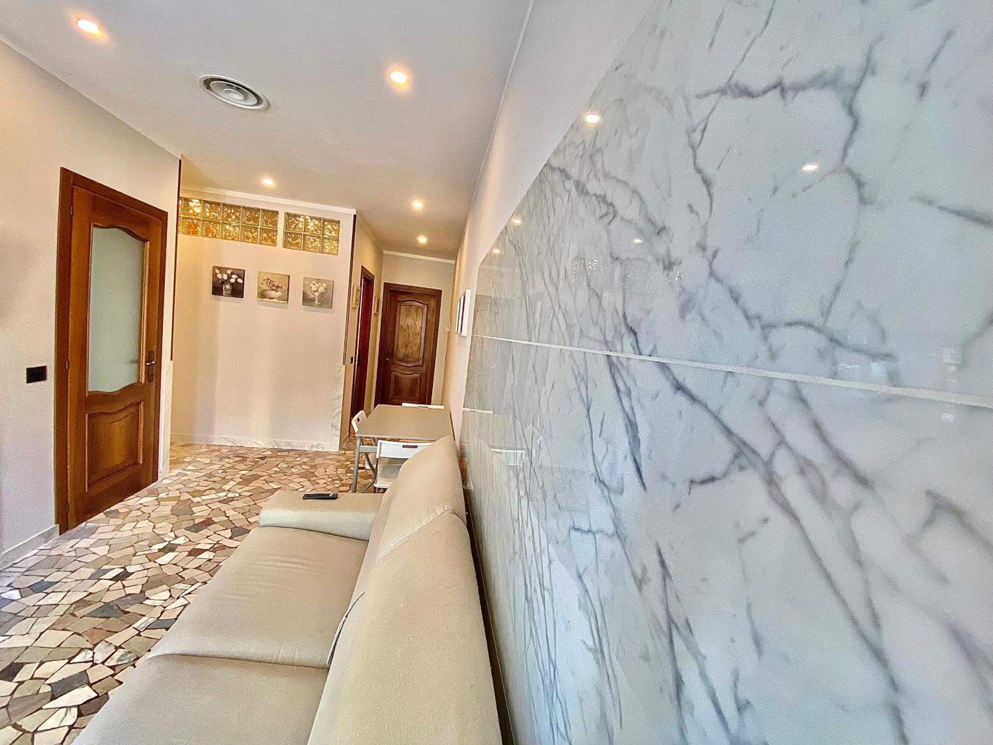 Apt Donati Home, Modernita E Comfort Con Parcheggio Gratuito Privato E Spazio Esterno Privato 卡萨诺阿达 外观 照片